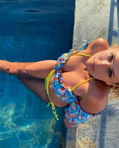 Damla Debre seksi ifşa fotoğrafı 1