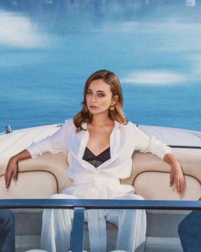 Damla Sönmez seksi ifşa fotoğrafı 91033