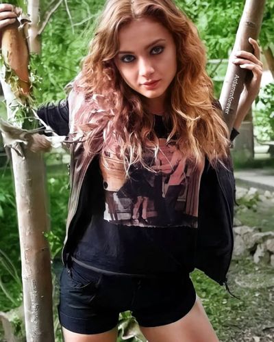 Damla Sönmez seksi ifşa fotoğrafı 90921