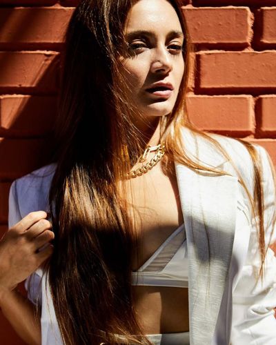 Damla Sönmez seksi ifşa fotoğrafı 90859