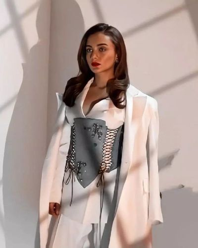 Damla Sönmez seksi ifşa fotoğrafı 90844
