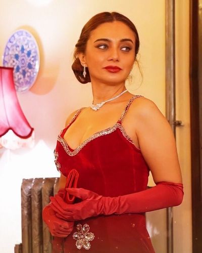 Damla Sönmez seksi ifşa fotoğrafı 90809