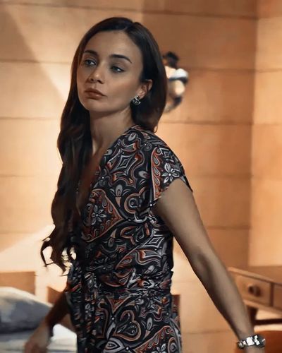 Damla Sönmez seksi ifşa fotoğrafı 90738