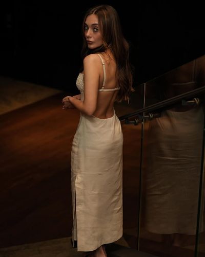 Damla Sönmez seksi ifşa fotoğrafı 709