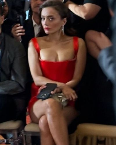 Damla Sönmez seksi ifşa fotoğrafı 714