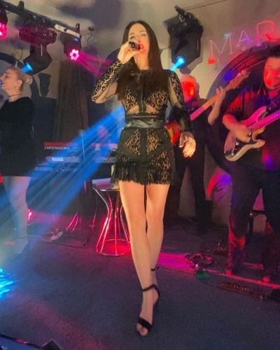 Defne Samyeli seksi ifşa fotoğrafı 106