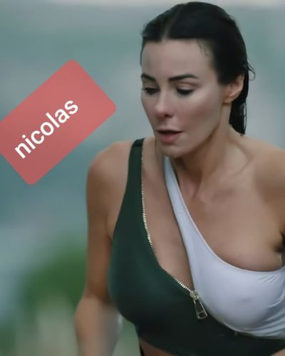 Defne Samyeli seksi ifşa fotoğrafı 121