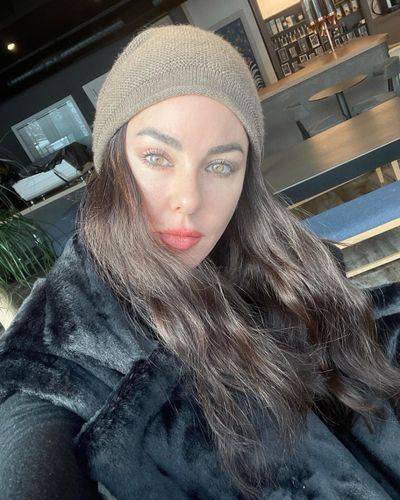 Defne Samyeli seksi ifşa fotoğrafı 132