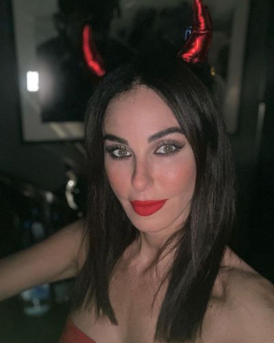 Defne Samyeli seksi ifşa fotoğrafı 167