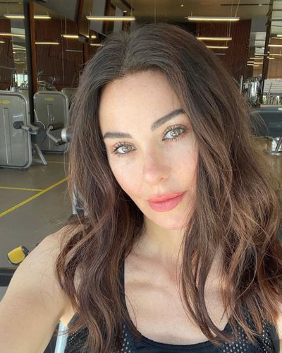 Defne Samyeli seksi ifşa fotoğrafı 61428