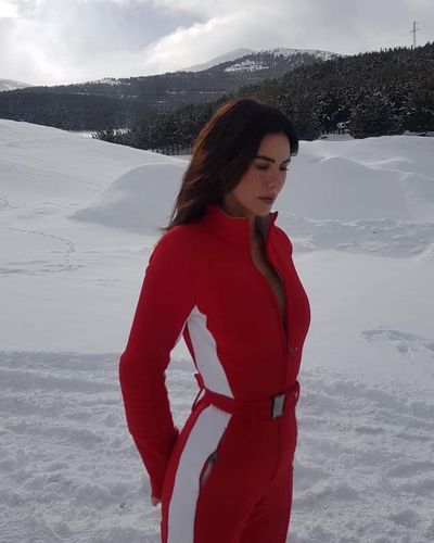 Defne Samyeli seksi ifşa fotoğrafı 219