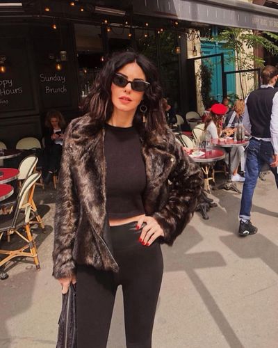 Defne Samyeli seksi ifşa fotoğrafı 259