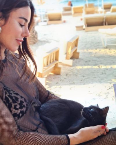 Defne Samyeli seksi ifşa fotoğrafı 322