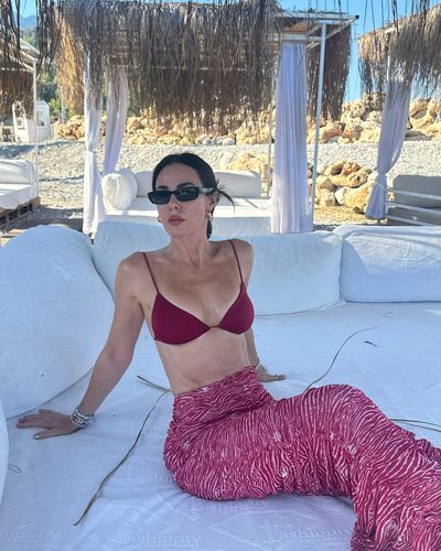 Defne Samyeli seksi ifşa fotoğrafı 368