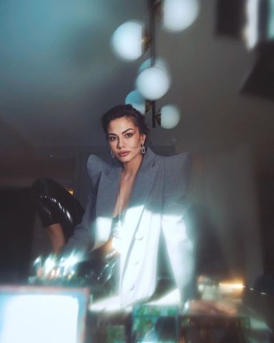 Demet Özdemir seksi ifşa fotoğrafı 87314