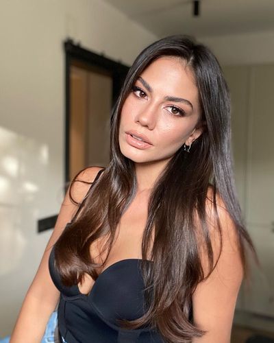 Demet Özdemir seksi ifşa fotoğrafı 87246