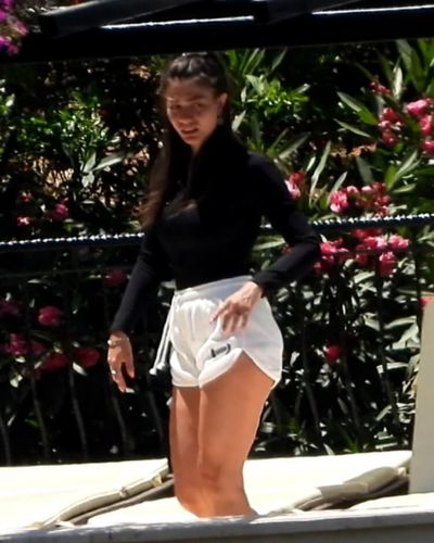 Demet Özdemir seksi ifşa fotoğrafı 87182