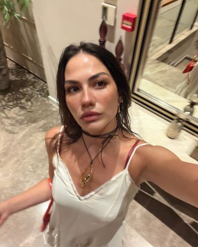 Demet Özdemir seksi ifşa fotoğrafı 1305