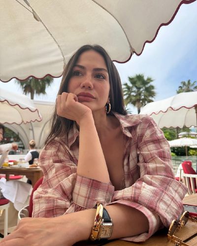 Demet Özdemir seksi ifşa fotoğrafı 1346