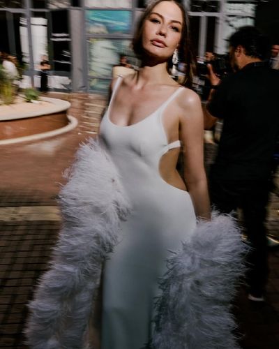 Demet Özdemir seksi ifşa fotoğrafı 1369