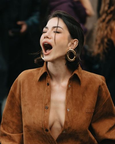Demet Özdemir seksi ifşa fotoğrafı 544