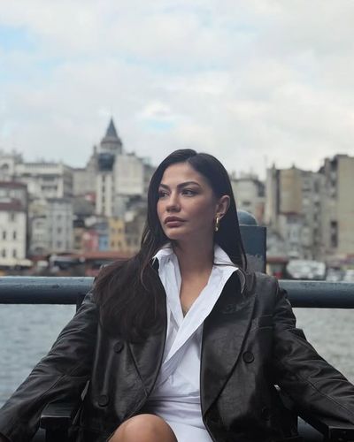 Demet Özdemir seksi ifşa fotoğrafı 368