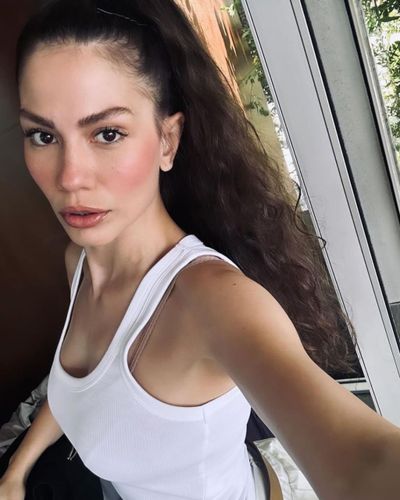 Demet Özdemir seksi ifşa fotoğrafı 88065