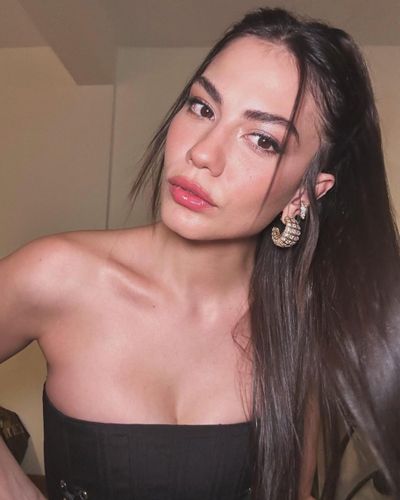 Demet Özdemir seksi ifşa fotoğrafı 88050