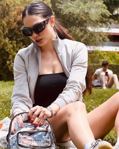Demet Özdemir seksi ifşa fotoğrafı 88047