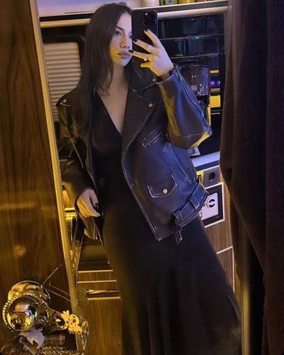 Demet Özdemir seksi ifşa fotoğrafı 88010