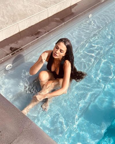Demet Özdemir seksi ifşa fotoğrafı 88008