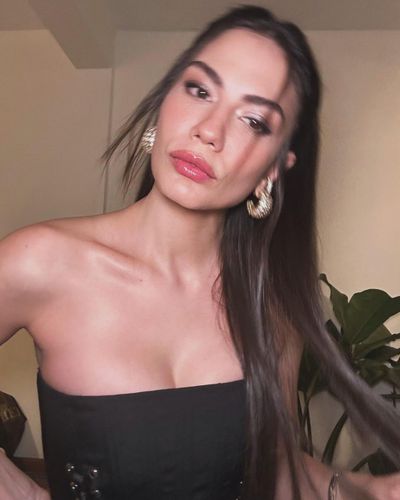 Demet Özdemir seksi ifşa fotoğrafı 87954