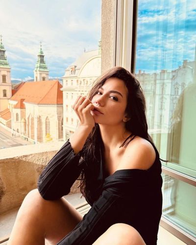 Demet Özdemir seksi ifşa fotoğrafı 87912