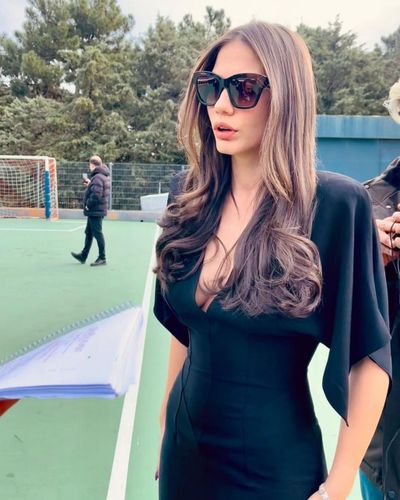 Demet Özdemir seksi ifşa fotoğrafı 87889