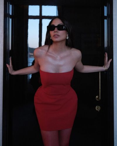Demet Özdemir seksi ifşa fotoğrafı 87798