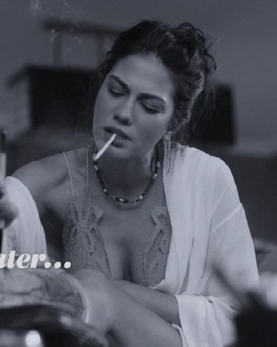 Demet Özdemir seksi ifşa fotoğrafı 87623