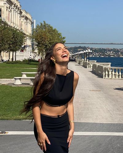 Demet Özdemir seksi ifşa fotoğrafı 87549