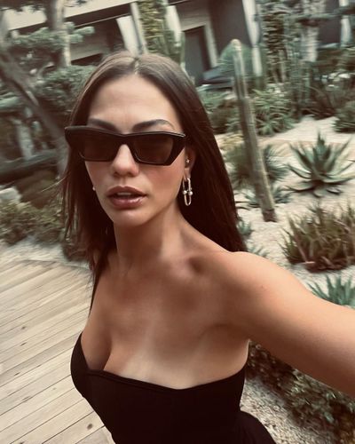 Demet Özdemir seksi ifşa fotoğrafı 87512
