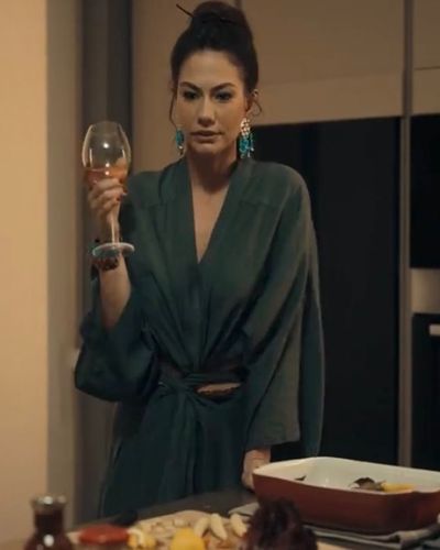 Demet Özdemir seksi ifşa fotoğrafı 87503
