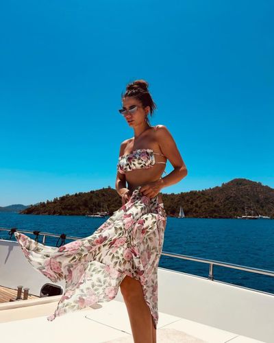 Demet Özdemir seksi ifşa fotoğrafı 87456