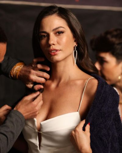 Demet Özdemir seksi ifşa fotoğrafı 87425