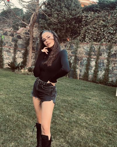 Demet Özdemir seksi ifşa fotoğrafı 87366