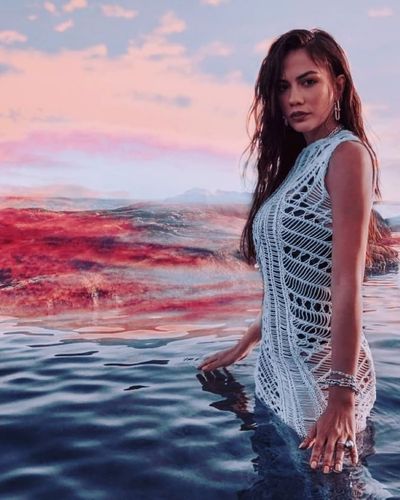 Demet Özdemir seksi ifşa fotoğrafı 87324