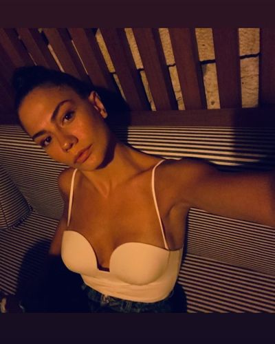 Demet Özdemir seksi ifşa fotoğrafı 87321