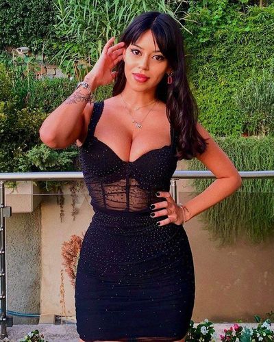 Demet Öztürk seksi ifşa fotoğrafı 17