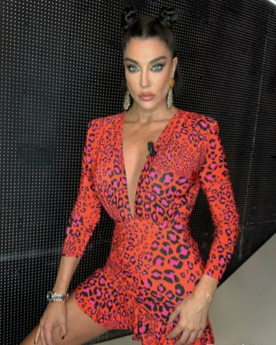 Deniz Akkaya seksi ifşa fotoğrafı 116
