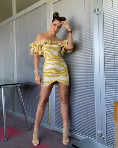Deniz Akkaya seksi ifşa fotoğrafı 156