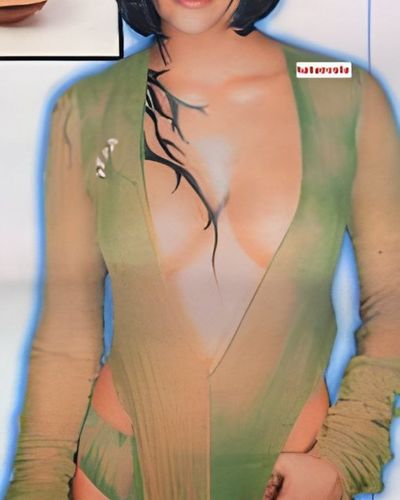 Deniz Akkaya seksi ifşa fotoğrafı 199