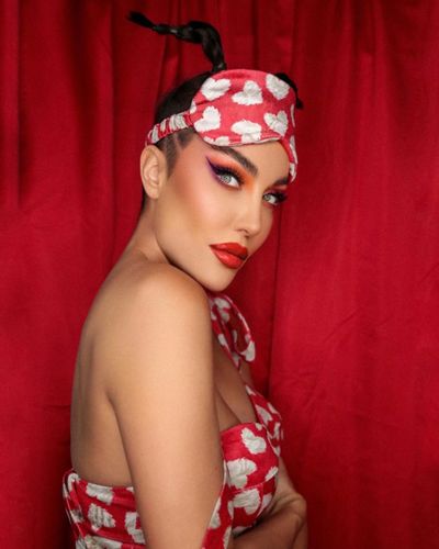 Deniz Akkaya seksi ifşa fotoğrafı 68