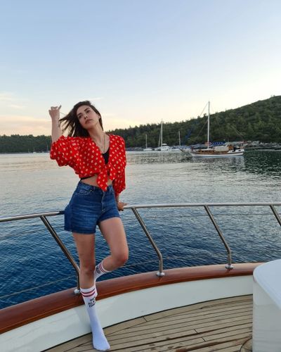 Deniz Baysal seksi ifşa fotoğrafı 212